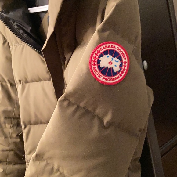 Authentic Canada Goose jacket - Picture 5 of 5